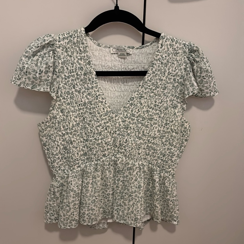 American Threads top